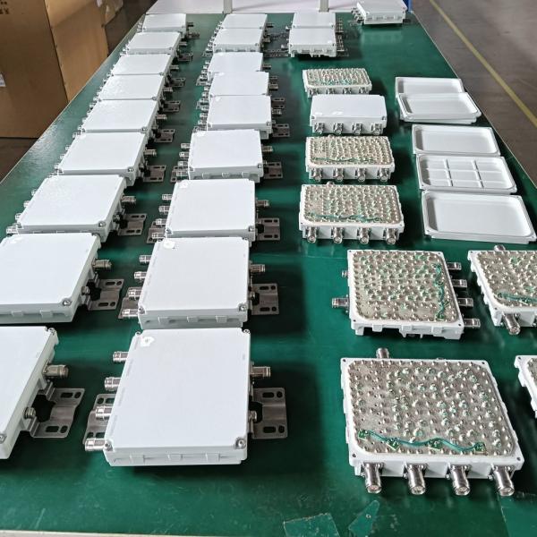 RF Passive Poi Combiner 16 in 4 out Cabinet Combiner Manufacturer Point of Interface
