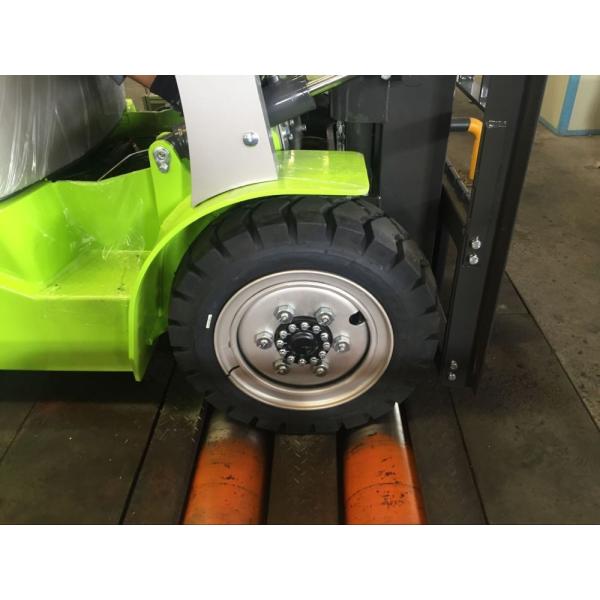 YUNNEI 37/42 KW 3.5 Ton Diesel Rough Terrain Forklift And Agricultural Operations