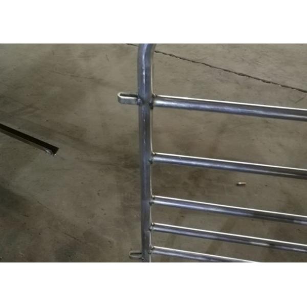 6 Rails Galvanized Steel Sheep Fence / Metal Cattle Fence For Rural Farm