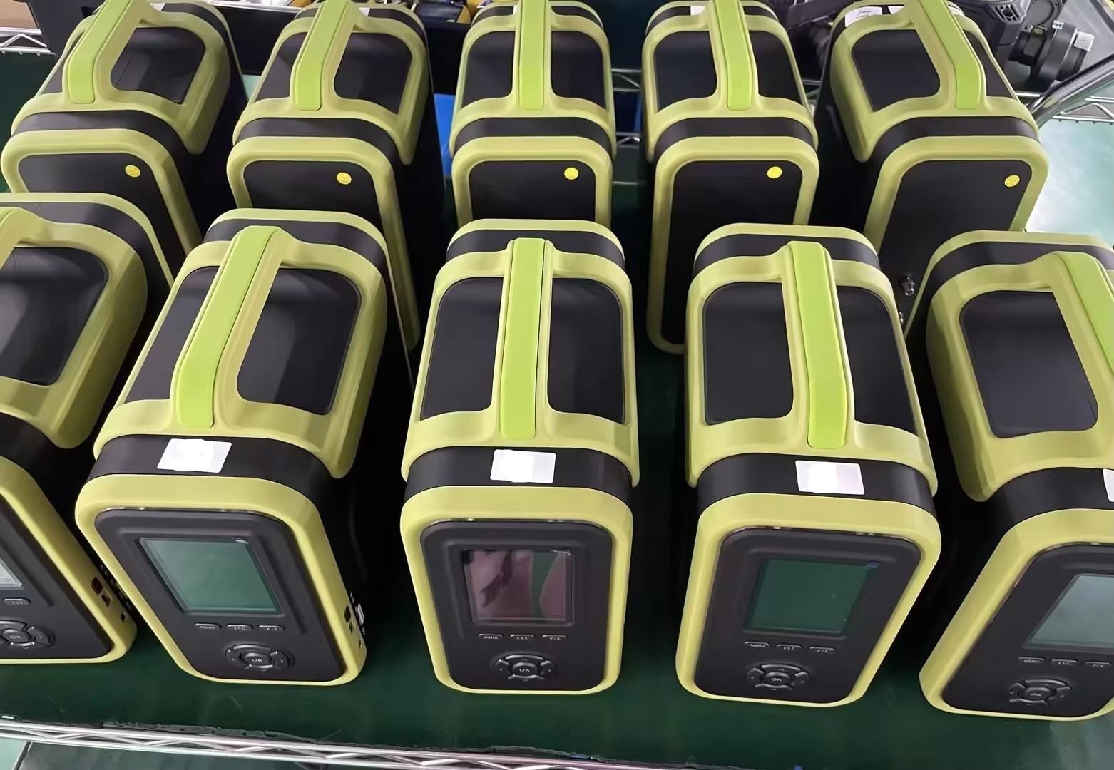 Portable Multi Gas Analyzer 18 In 1 Detect Air Quality Customized Flue Gas Detector