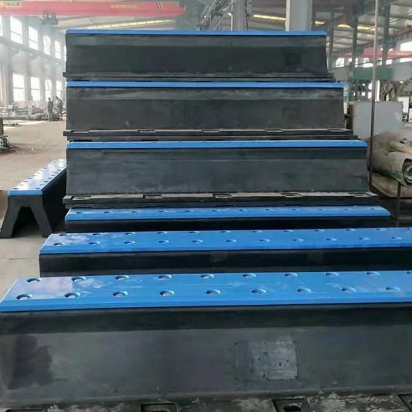 V Style Wharf Fender High Compression Strength UV Resistant Wear Resistant