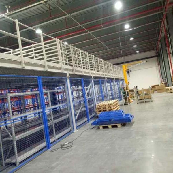 Multi Level Warehouse Steel Structure Platform Robust Construction Custom Dimensions