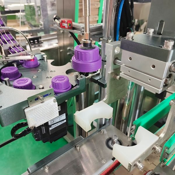 Plastic Bottle Capping Sealing Machine with Sorting Feature and Motor Core Components