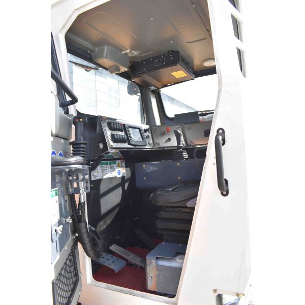 DRWJ-3 A Compact LHD Mining Machine Underground Mining Loader Powerful Engine