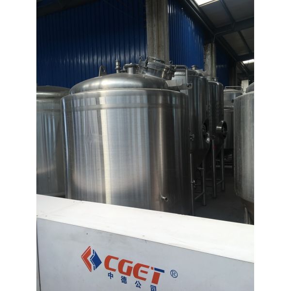 3.5bbl direct-fire brewhouse Small Commercial Brewing Equipment Fitted In One 40Hq Container Direct Heating