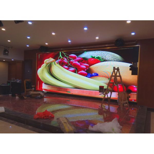 High Brightness Slim Full Color Led Display Advertising With Pixel 3.91mm