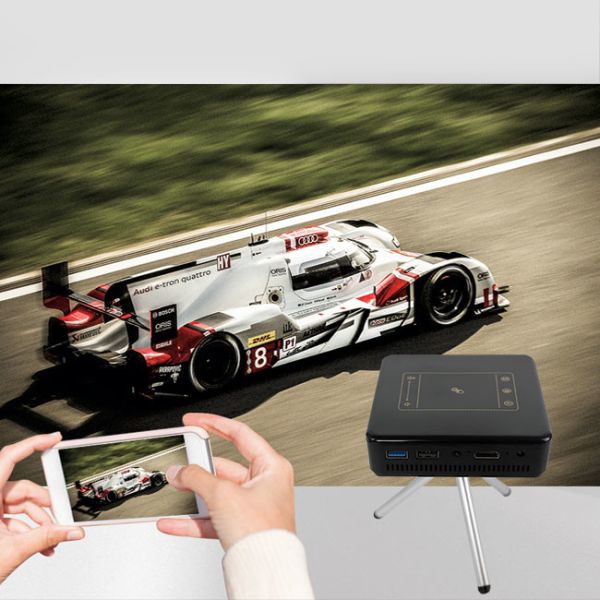 RK3328 Smart Wifi Android Touch Projector Build In Speaker 1*3W