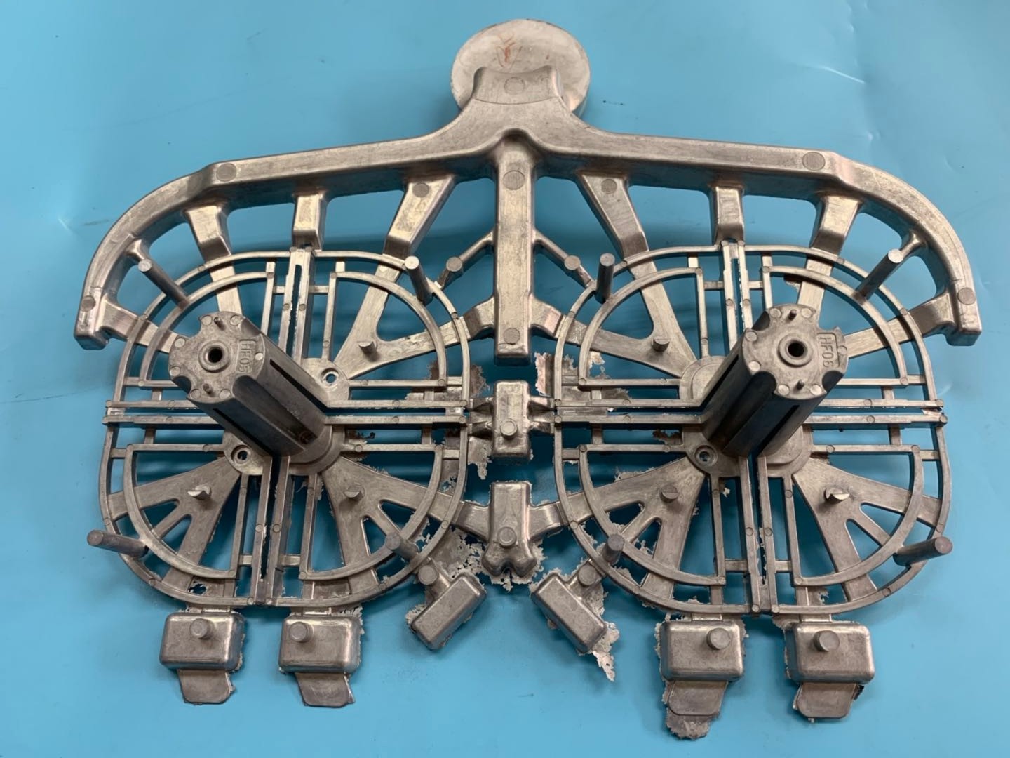 China Custom Precision Metal Casting Die Casting Extruded With Reliability Testing wholesale