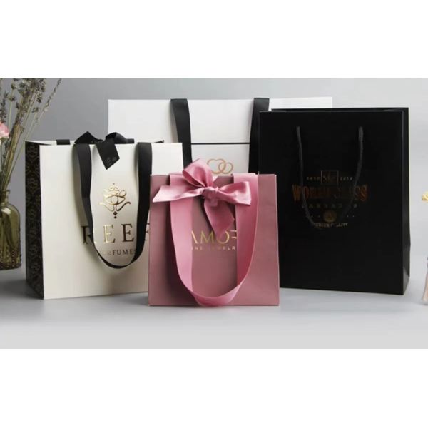 Apparel Smoky Printed Paper Shopping Bags C2S Artpaper Ribbon Handle Gift Bags