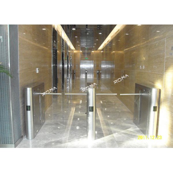 Access Control Drop Arm Barrier Gate QR Code Barcode Scanner IP54 Protection Level