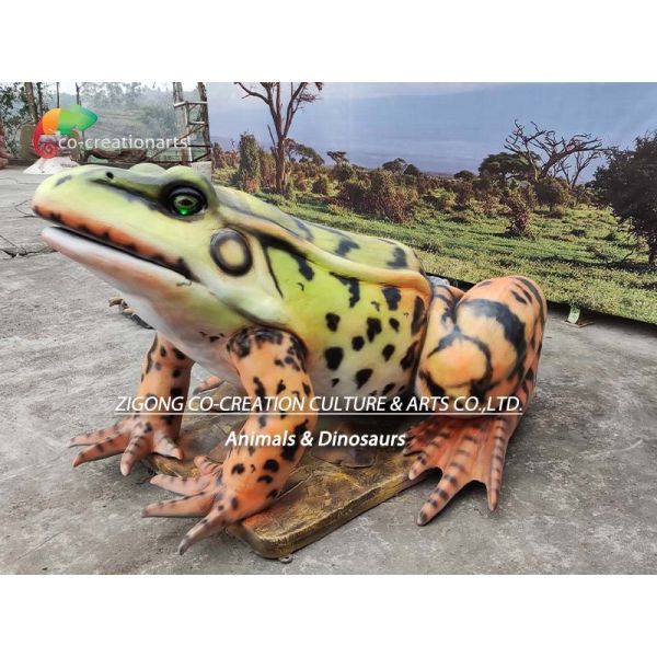 Landscape Decoration Realistic Animatronic Animals Life Size Frog Water Resisting