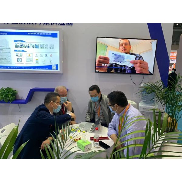 1000 ID Animal Temperature Microchip Scanner Reader For Dog And Cats