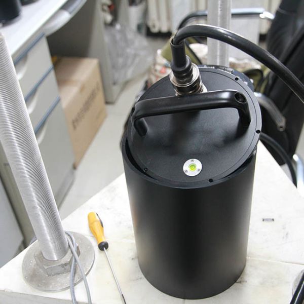 Small Broadband Seismometer Wideband Monitoring Seismograph Three Directional