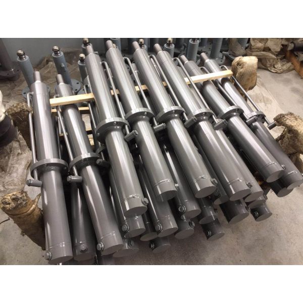 Blue Yellow Custom Hydraulic Cylinders