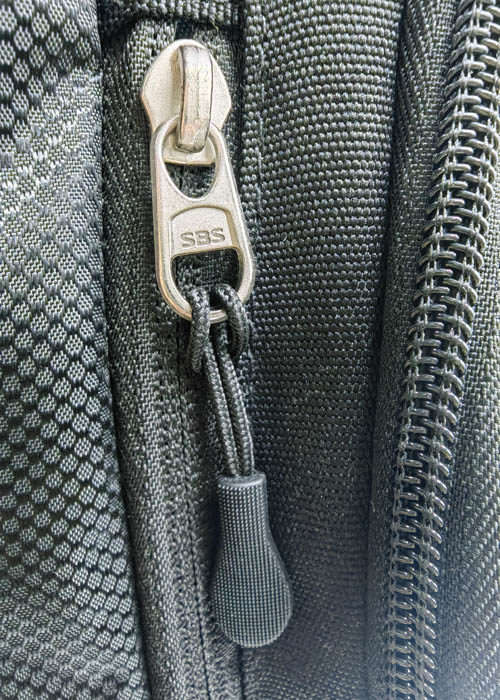 Multifunctional Pickleball Racket Bag 30L Black With Padded Shoulder Strap
