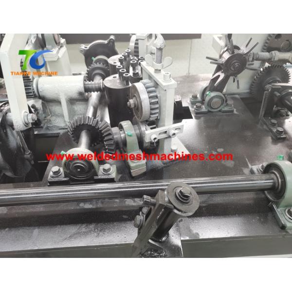 Reverse Twist Wire Netting Machine 40kg/H Barbed Wire Manufacturing Machine