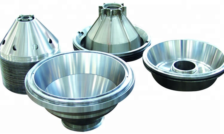 Industrial Milk Cream Separator with SUS304/SUS316 Material 3000-7000 L/H Capacity and 6600 RPM Setting Speed