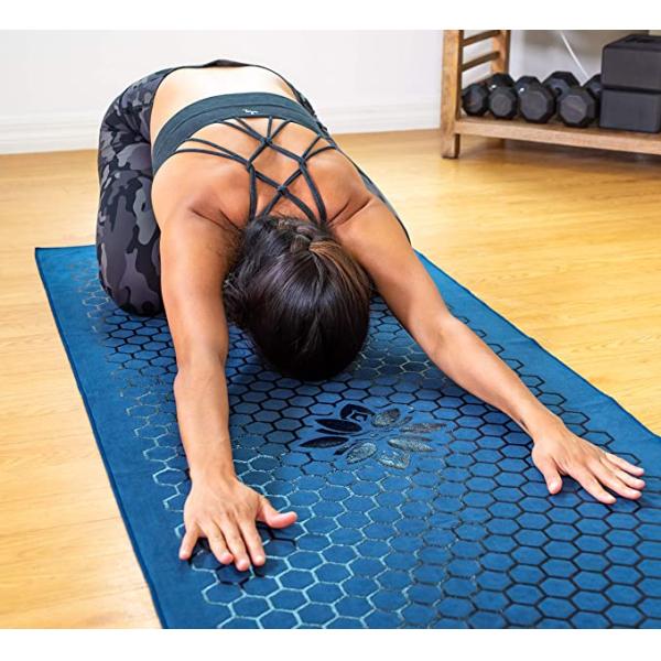 173cmx61cm Silicone Design Microfiber Yoga Towel Non Slip