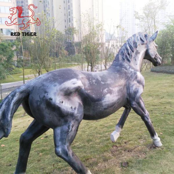 Custom Animal Resin Statues Animatronic Life Size Horse Sculptures