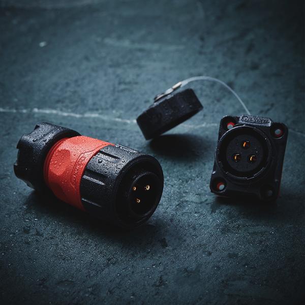 High Quality PBT Plastic Material IP67 Circular 5 Pin Wire Connector