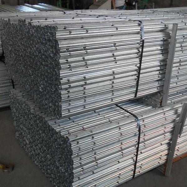 Garden Decoration Vineyard Fence Posts , Orchard Stakes Easy Installation