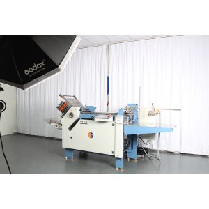 China Industrial A3 Paper Folding Machine With Schneider PLC Electrical System wholesale