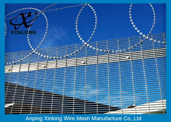 China Anti - Climbing High Security Fence Panels With 4.0mm Wire Diameter wholesale