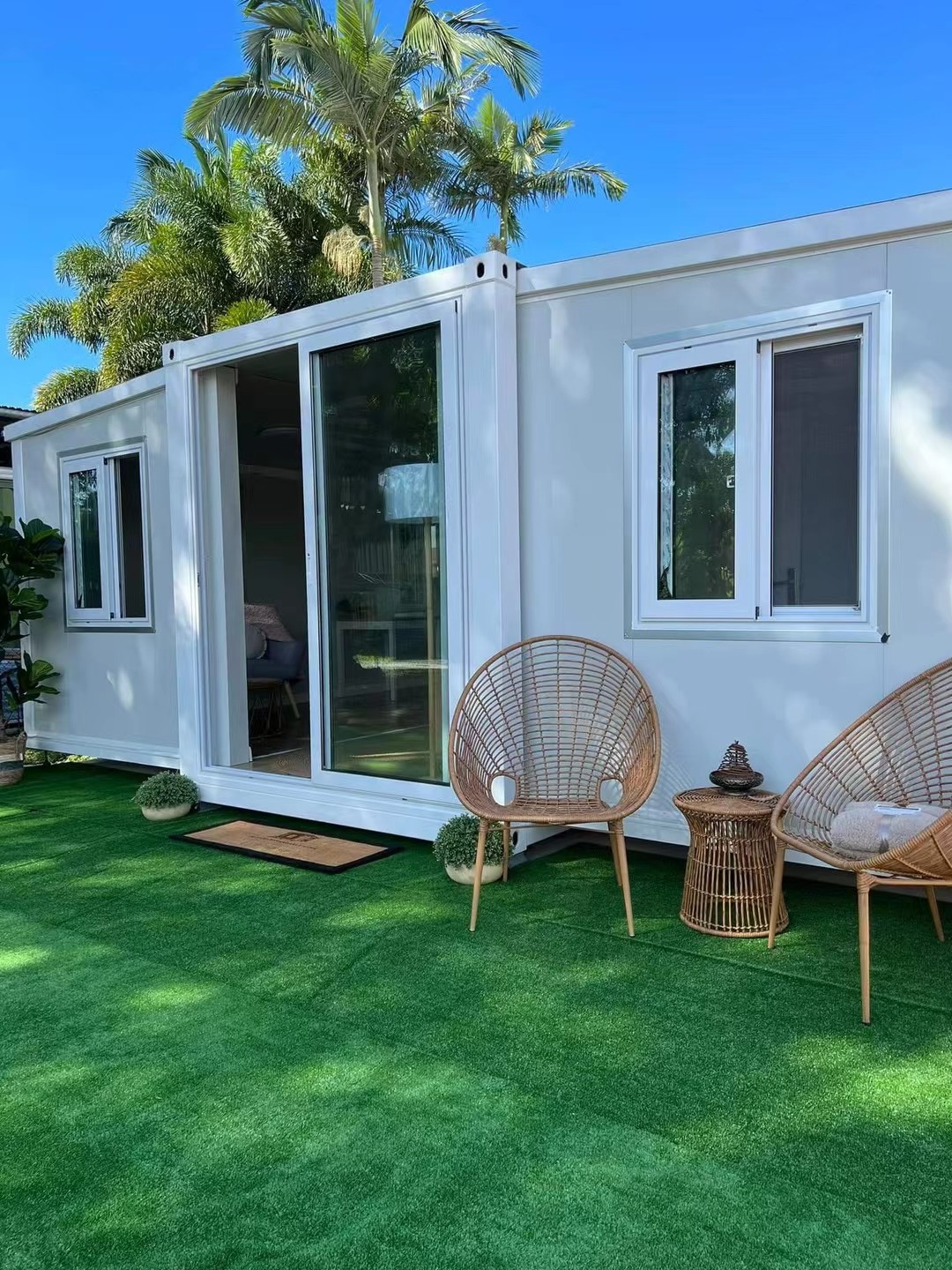 China Movable Expandable Modular Shipping Container Homes Folding Prefabricated on sale