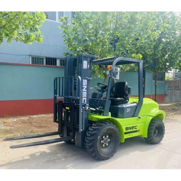 3000kg-5000kg 4wd Rough Terrain Forklift Off Road Forklift Lift Trucks