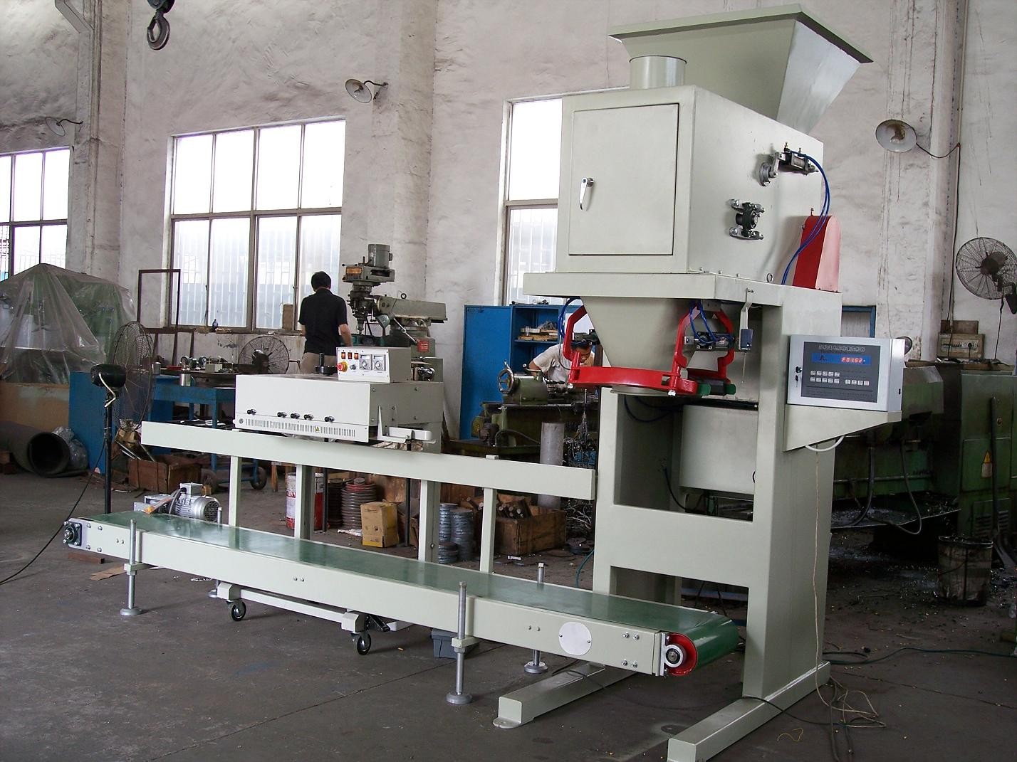 China Wood Pellet Bagger Feed Pellet Bagging Machine 3000*1500*2600mm wholesale