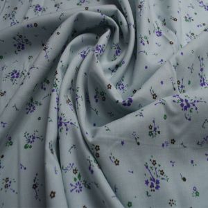 China 105 gsm 100% Polyester Cotton Fabrics Printed Soft Feeling wholesale