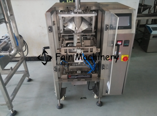 220VAC 50BPM Liquid Pouch Packing Machine For Soy Sauce 1000ml