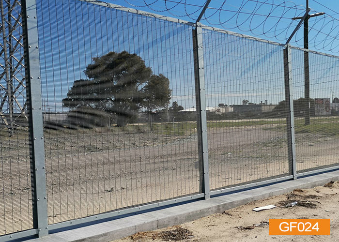 China 4mm Wire H post HD Galvanized Anti Theft Fence wholesale
