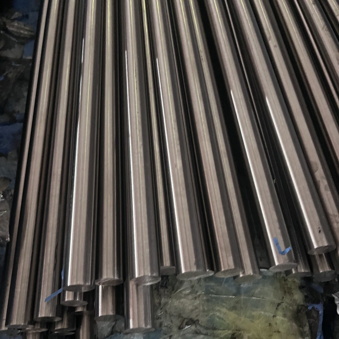 China SS 304 Round Bar Aisi 304 TP304 1.4301 Cold Drawn Bright Stainless Steel Round Rod wholesale