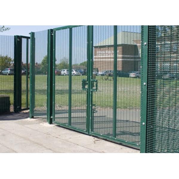 Green / Black Metal 358 Security Fence Powder Coated With Posts And Hardware