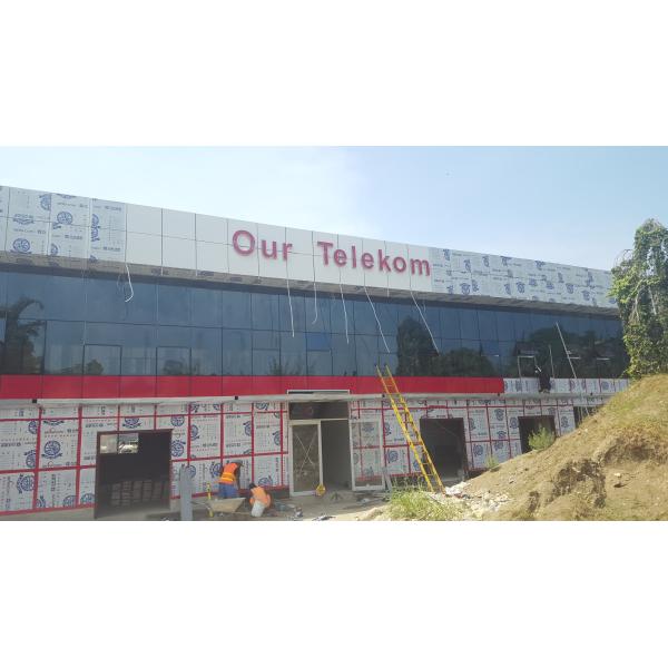 ASTM A36 Prefabricated Multi Storey Building Steel Structure Exhibition Hall Customized