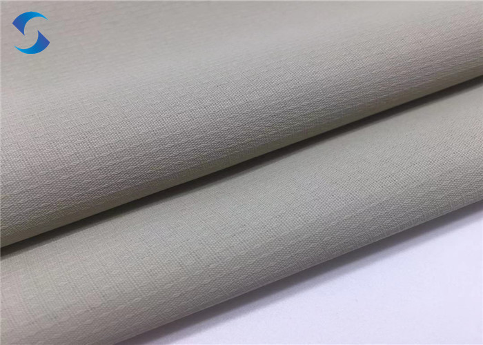 China 150CM 105gsm Polyester Pongee Fabric Winter Jacket wholesale