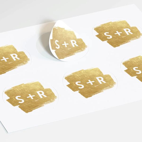 Customized Plastic Adhesive Labels Antistatic Support Thickness Customization