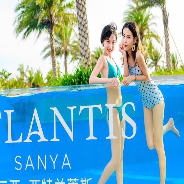 UV-Protection Cast Thick Acrylic Panels for Family Swimming Pool Villa Pool