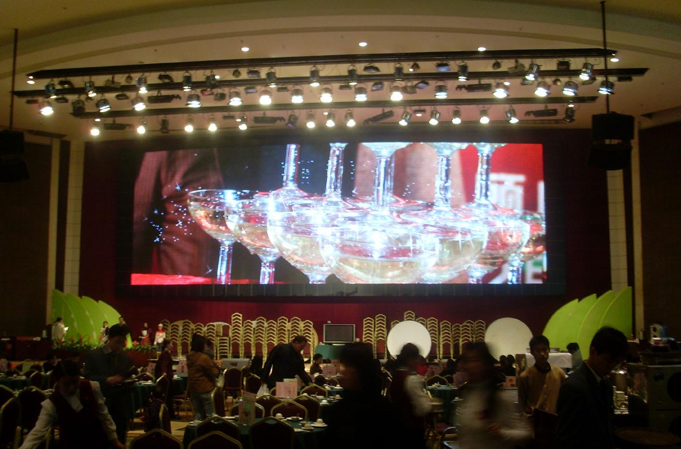 Waterproof Outdoor Full Color LED Display P6 192*192mm High Brightness 5500cd/m2