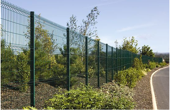 Wire diameter 4mm mesh 50*100mm 3D curvy welded fence garden wire netting fence