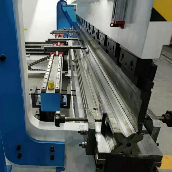 DA53T 3 / 4 Axis Hydraulic Press Brakes CNC Bending WIth Electric Compensation