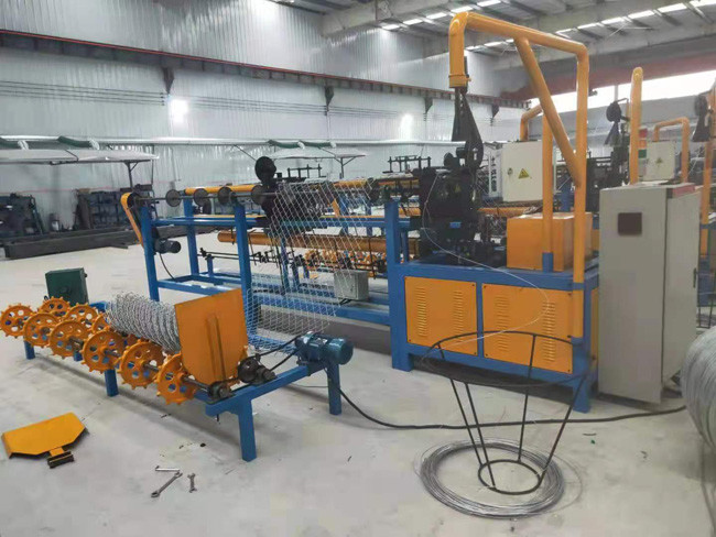 China 4mm Automatic Galvanized Wire Mesh Weaving Machine wholesale
