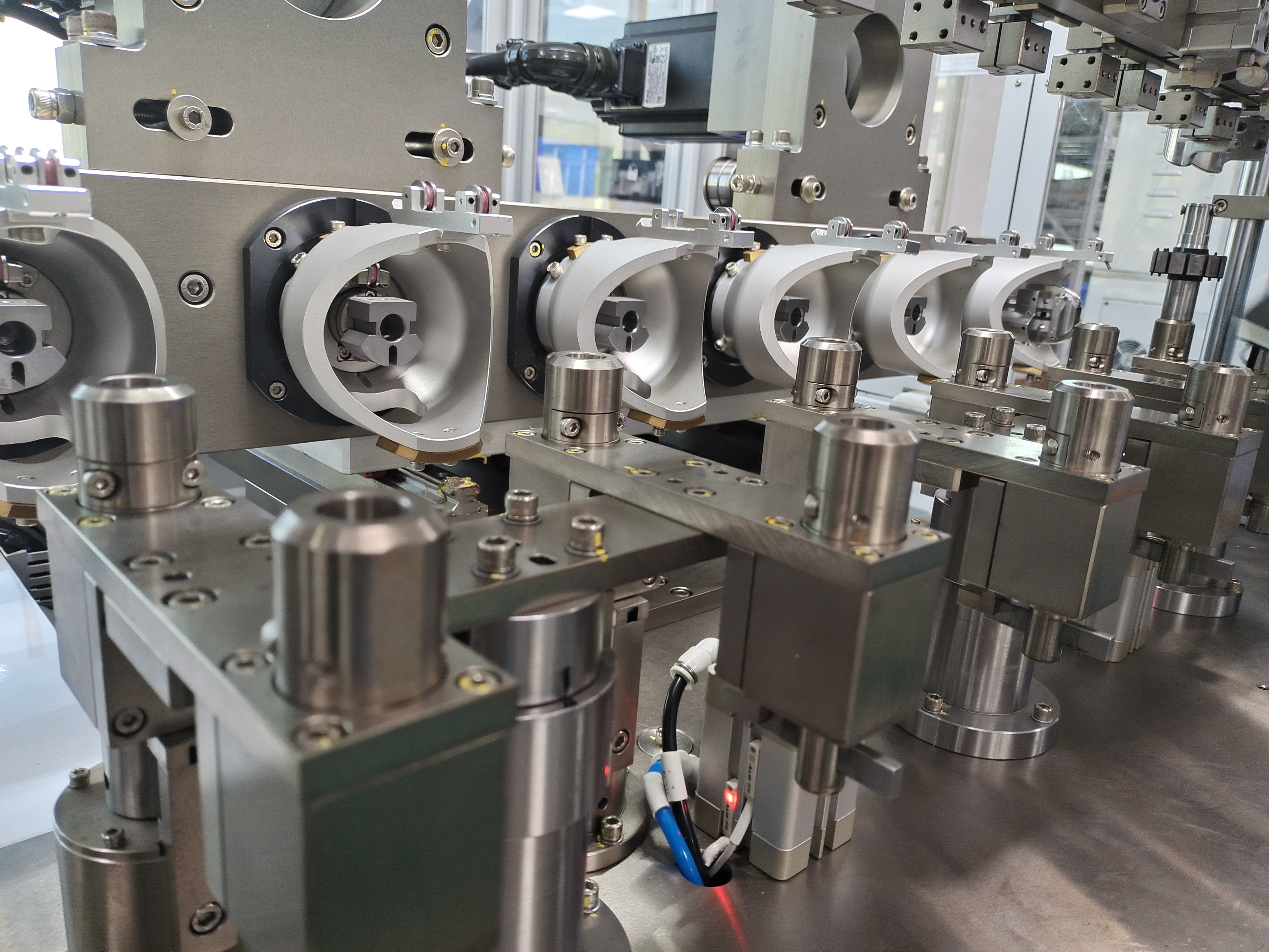6000 Rpm Flyer Winding Machine For Stator Outer