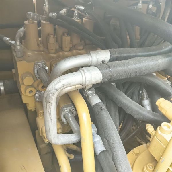 Original Hydraulic Pump 2020 Made in Japan Crawler Caterpillar Used CAT 330D Excavator