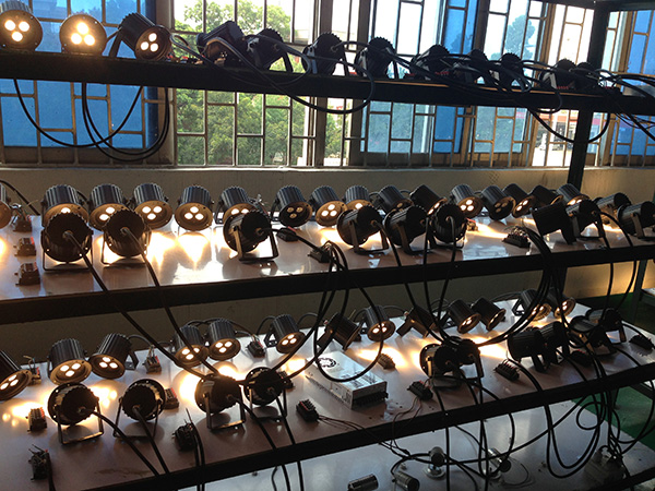 Aluminum LED Garden Spotlight With Round Base Die Casting Aluminum Material