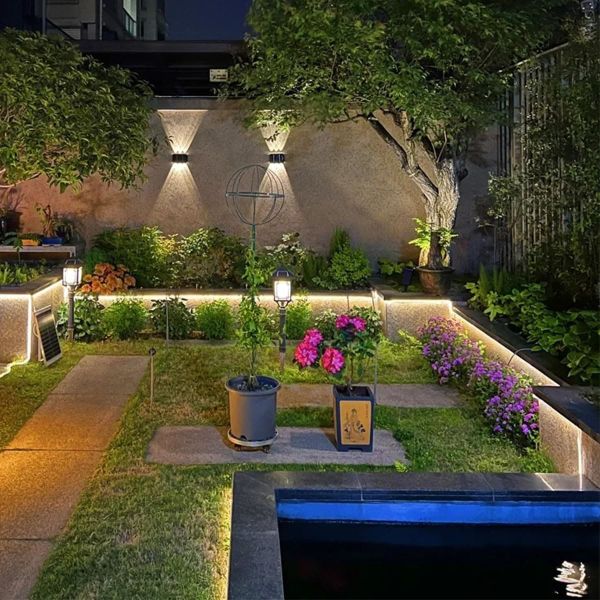 Waterproof IP44 Outdoor Lights with AC 110V/220V Input Voltage in Warm White