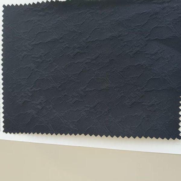 100% Polyester Clothing Fabric 193GSM Environmentally Friendly Fabrics For Fashionable Clothing