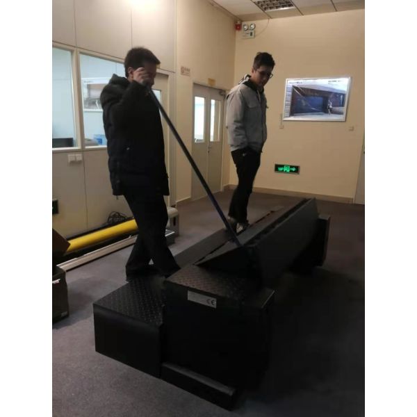 Work Shop Mechanical Loading Dock Leveler 6t Capacity 2000*500mm Table Size