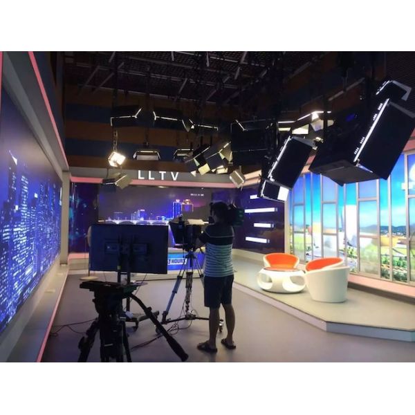 Commercial Indoor Full Color LED Screen Advertising P2.5 LED Video Display Panel